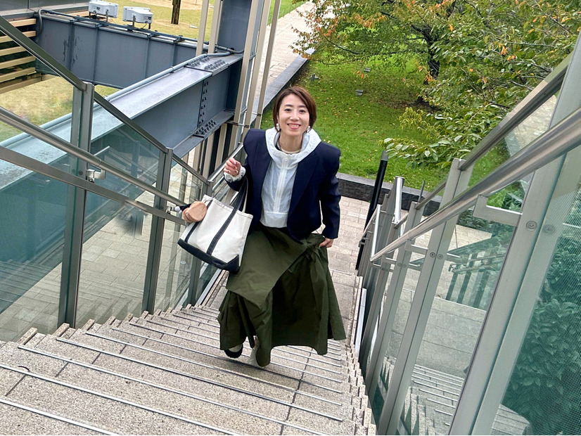 「頭が悪いわりにここまでよく頑張ってきたじゃないか」。この年齢になってはじめて根深い呪い「母から認められたい」に向き合い、上書きを始めた