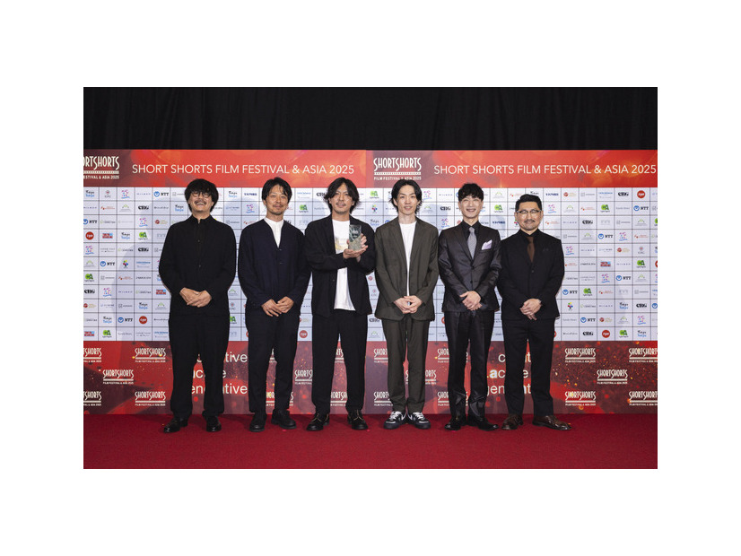 2025年度アワードを受賞したこねこフィルムのメンバー