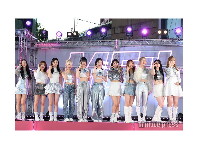 ME:I／MIU（櫻井美羽）、TSUZUMI（海老原鼓）、COCORO（加藤心）、SHIZUKU（飯田栞月）、RINON（村上璃杏）、MOMONA（笠原桃奈）、RAN（石井蘭）、KEIKO（清水恵子）、KOKONA（佐々木心菜）、AYANE（高見文寧）、SUZU（山本すず）（C）モデルプレス