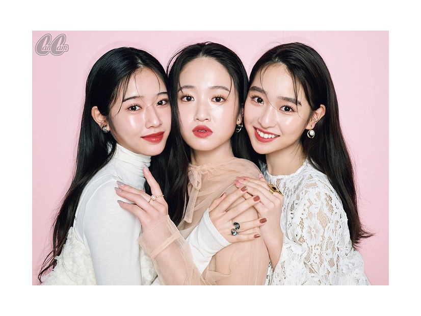 藤岡三姉妹／天翔天音×天翔愛×藤岡舞衣（画像提供：小学館）