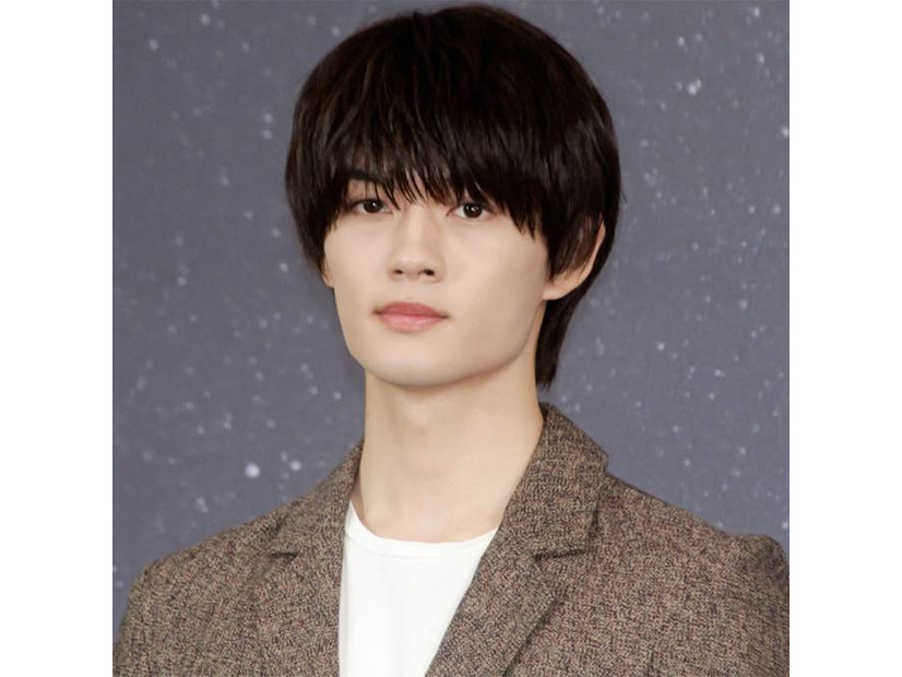 佐野勇斗、2025年は『おむすび』『ESCAPE』などで躍進！新ドラマにも出演で勢い止まらず