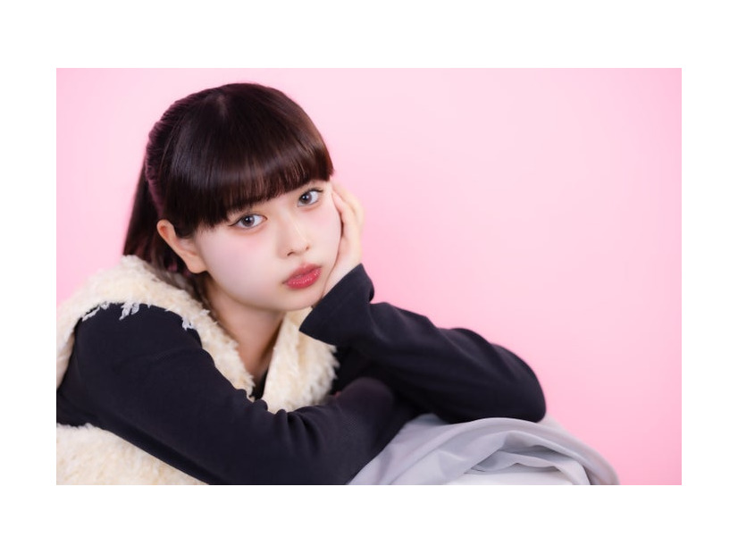 長浜広奈「モデルプレスカウントダウンマガジン vol.12」（東京ニュース通信社刊）写真：野間憲治