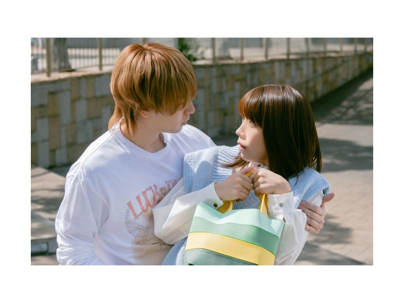 伊野尾慧、松本穂香「50分間の恋人」より（C）ABCテレビ・ストームレーベルズ