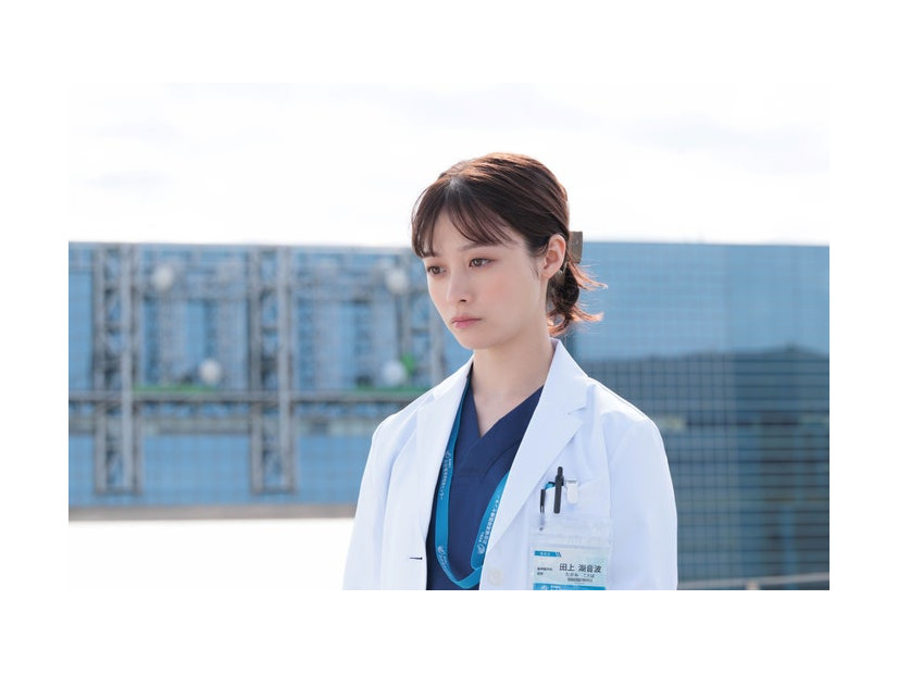 橋本環奈「ヤンドク！」第1話（C）フジテレビ