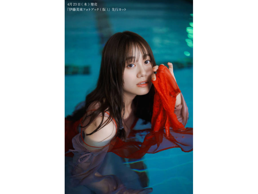伊藤美来、“恋に揺れる人魚姫”を美麗グラビアで表現！夢みる絵本のようなフォトブック発売決定