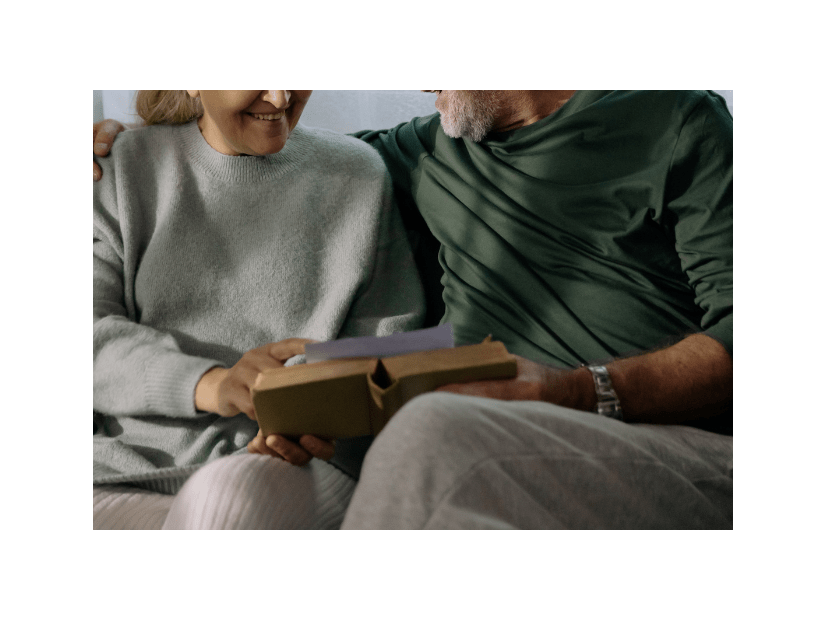 トランスジェンダーの19歳の孫　祖父母に”本当の性”を打ち明けると⇒「あなたが男の子でも…」返ってきた言葉に涙