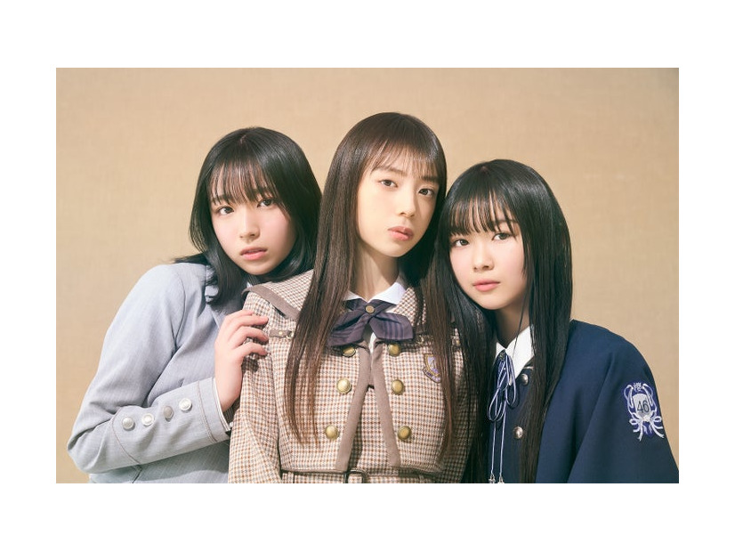 大野愛実、矢田萌華、山川宇衣／撮影：平松真帆（SIGNO）