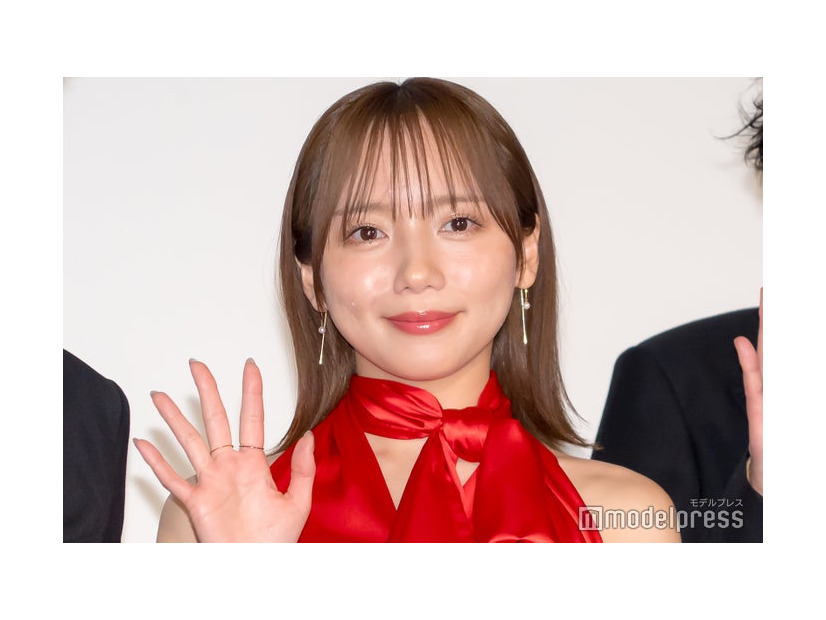 映画「恋愛裁判」初日舞台あいさつに登壇した齊藤京子（C）モデルプレス