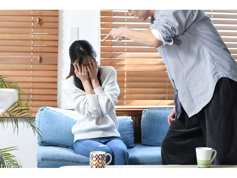 「お前からすべてを奪って、ただのオバサンにしてやる」モラハラ夫に朝まで説教され、思考停止していた40歳専業主婦。「自分の人生」のために最初にしたこと