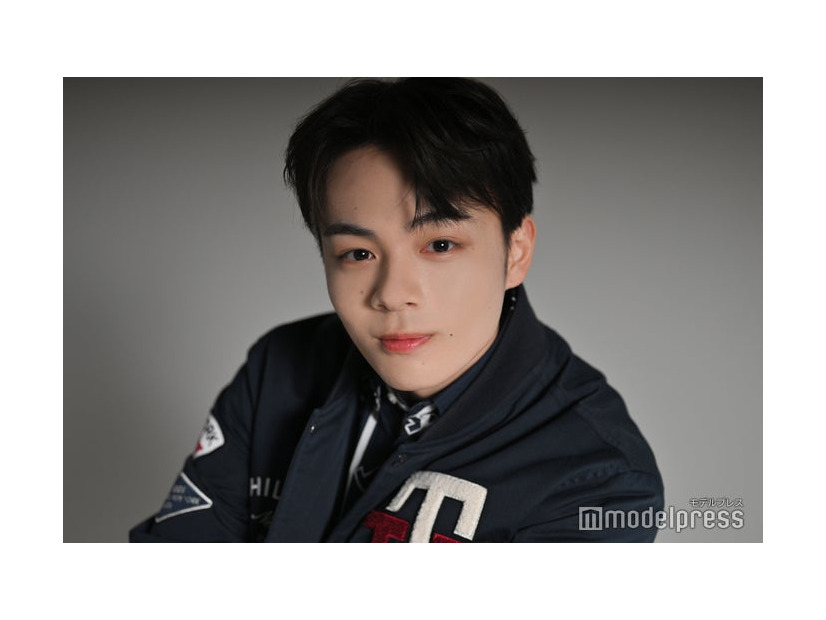 鶴房汐恩（C）モデルプレス