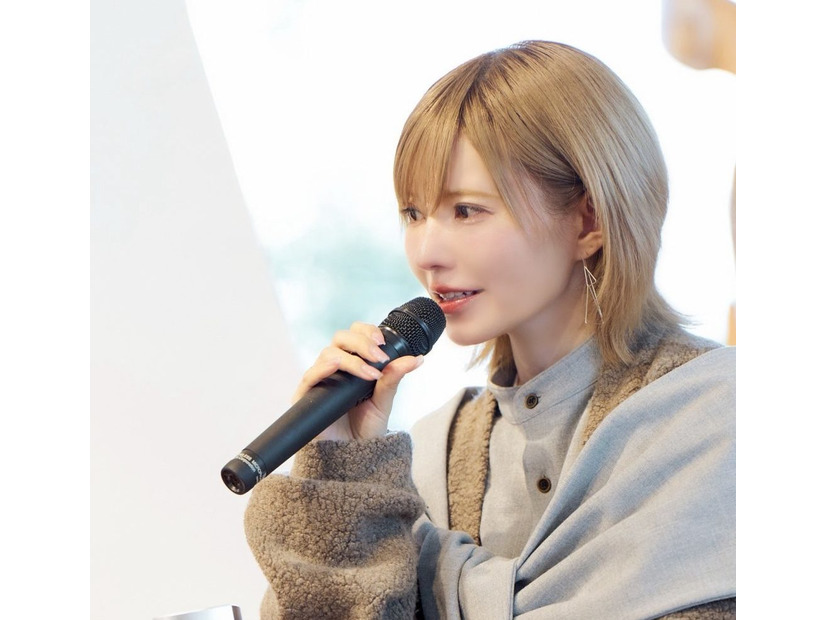 「益若つばさは金になる」大人に騙されてきた過去を乗り越えて、40歳の今「商品プロデュース」にかける想いは【インタビュー】