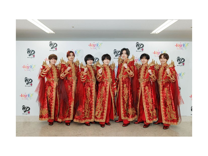 なにわ男子（左から）大橋和也、高橋恭平、大西流星、西畑大吾、道枝駿佑、長尾謙杜、藤原丈一郎（提供写真）