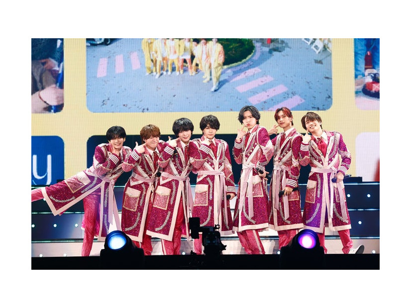 「初心LOVE」なにわ男子（左から）長尾謙杜、大橋和也、大西流星、西畑大吾、道枝駿佑、高橋恭平、藤原丈一郎（提供写真）