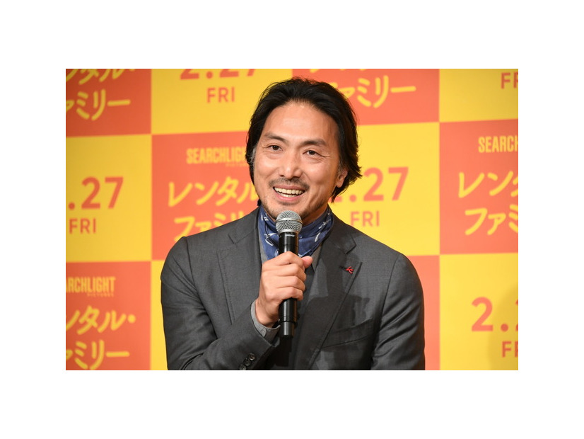 『レンタル・ファミリー』©2025 Searchlight Pictures. All Rights Reserved.　