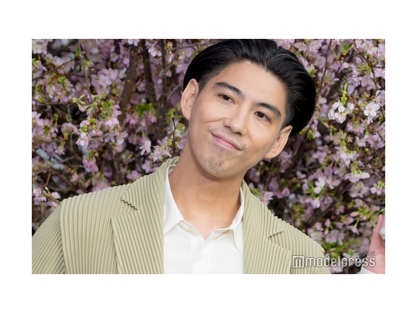 イベントに出席した賀来賢人（C）モデルプレス