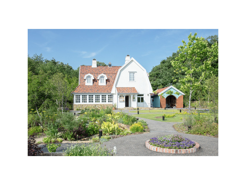 魔女の谷「オキノ邸」© Studio Ghibli