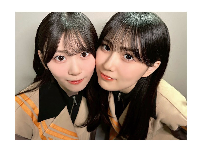 的野美青、山下瞳月「櫻坂46写真集 櫻撮（さくさつ）VOL.01」（提供写真）