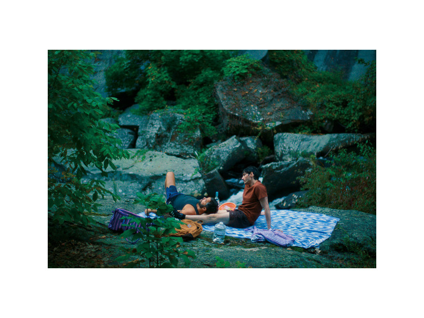 『ドランクヌードル』© 2025 Lucio Castro Inc.