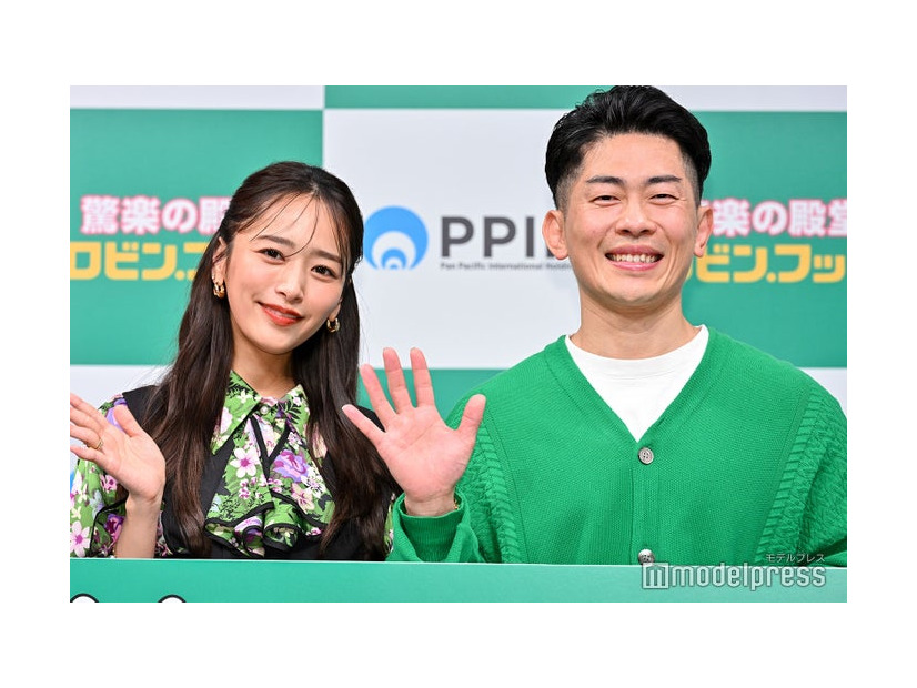 「PPIH 新業態（食品強化型ドンキ）戦略発表会」に出席した近藤千尋、太田博久（C）モデルプレス