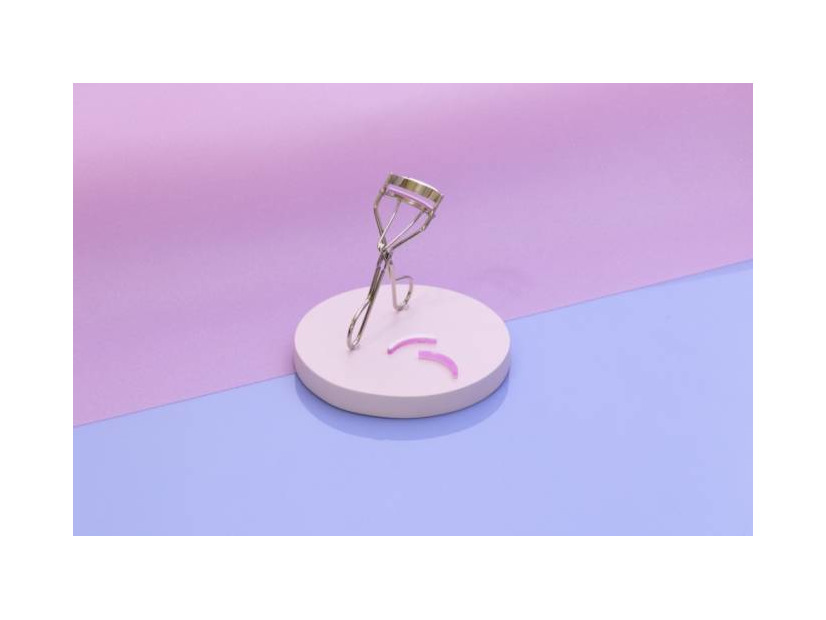 貝印、替ゴムの硬度を2層にした新発想「2層ゴムのふわピタカーラー」新発売