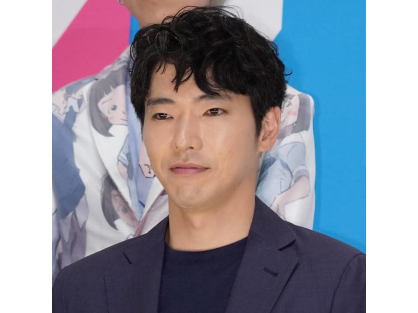 柄本佑、妻・安藤サクラがハマっていたオーディション番組を明かす「応援したいらしい」