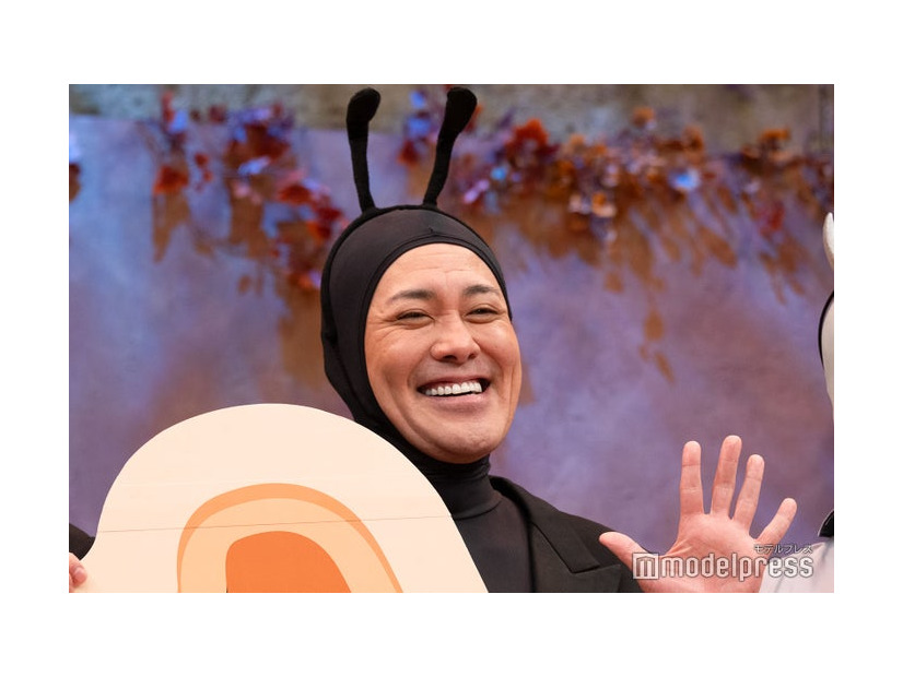 「アリフォルニア」囲み取材回に出席した有田哲平（C）モデルプレス