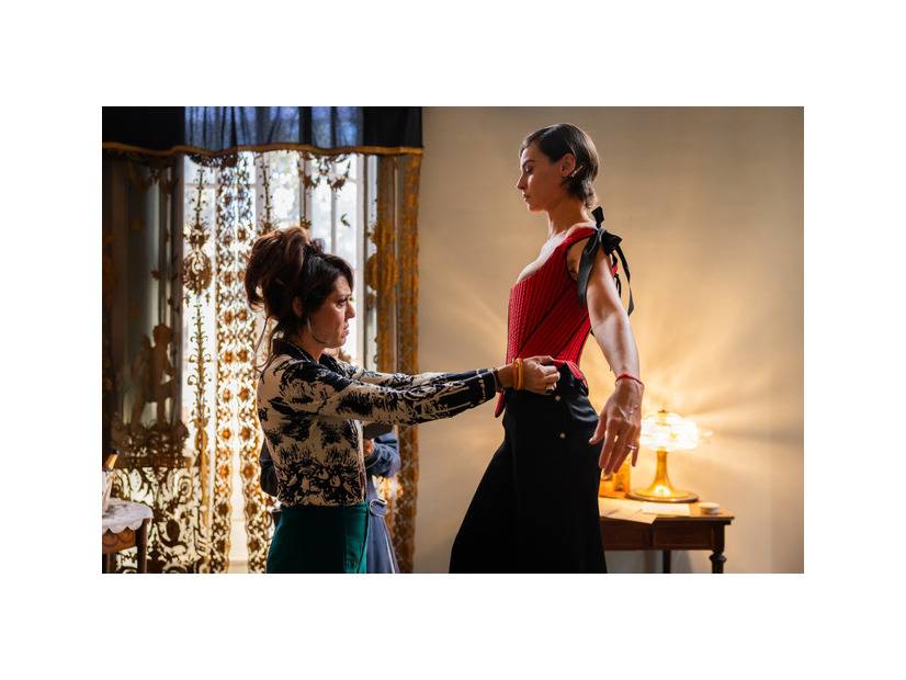 『ダイヤモンド 私たちの衣装工房』© 2024 Greenboo Production – Faros Film - Vision Distribution