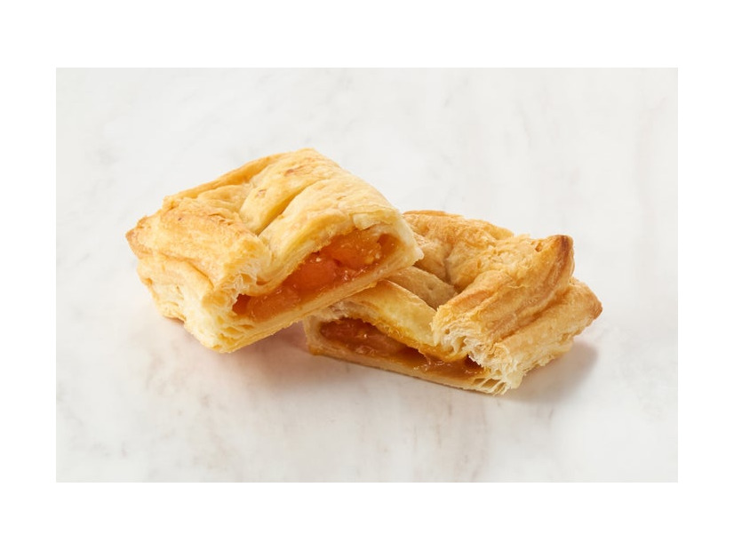 お店で焼いた アップルパイ（提供写真）