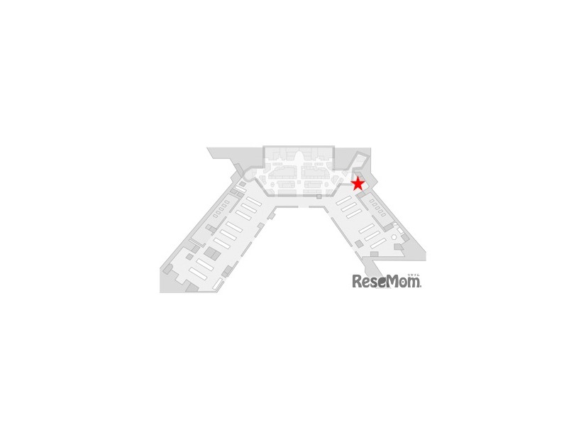 第1ターミナル北ウイング４階 出発ロビー（保安検査前エリア）