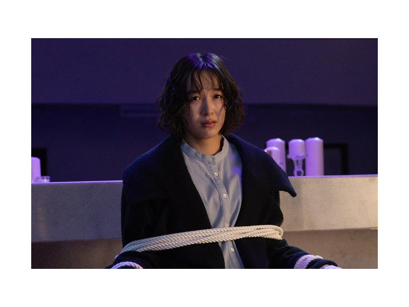 さかたりさ「顔のない患者-救うか、裁くか-」（C）カンテレ