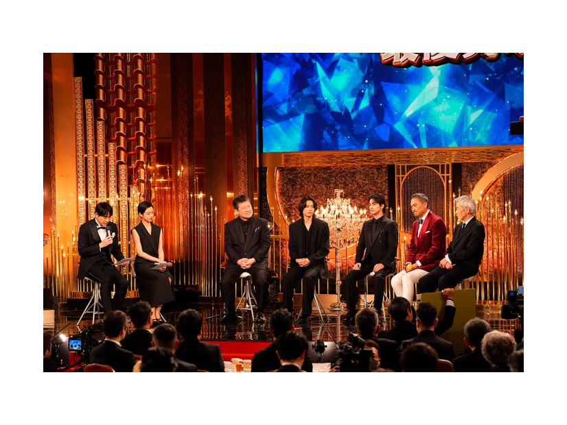 羽鳥慎一、河合優実、佐藤二朗、松村北斗、横浜流星、渡辺謙、田中泯（C）日本アカデミー協会