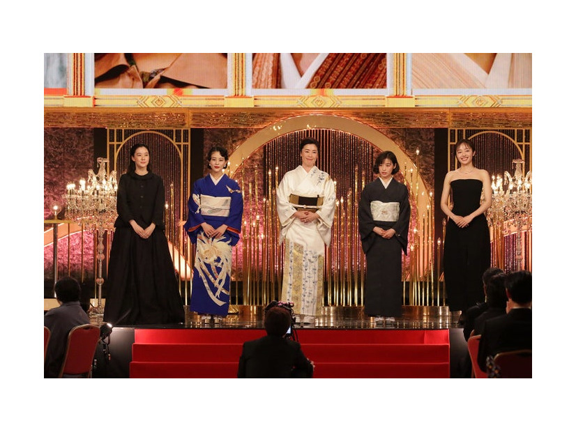 （左から）蒼井優、高畑充希、寺島しのぶ、森七菜、森田望智（C）日本アカデミー協会