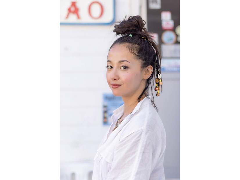 沢尻エリカ写真集「DAY OFF」より／撮影：渕本健太郎、MANA野元学