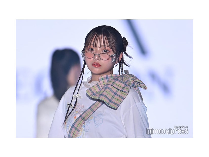 希空（C）モデルプレス