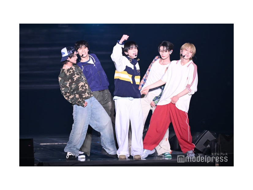 WILD BLUE（C）モデルプレス