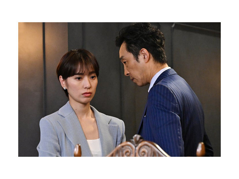 戸田恵梨香、北村有起哉「リブート」第8話（C）TBS