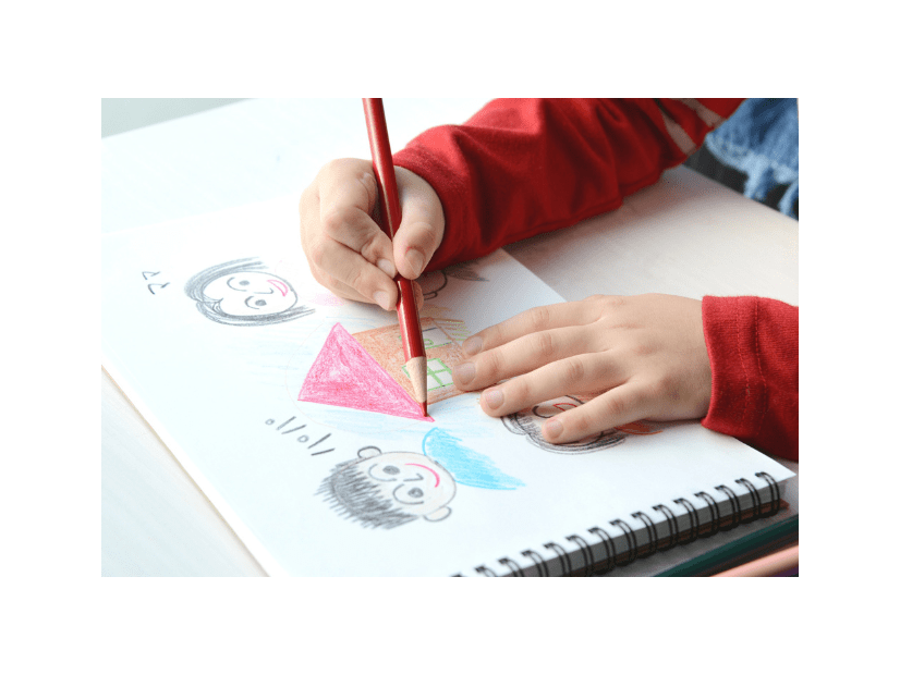 「絵を見てもらえなかった」と落ち込む孫　祖父がリビングに行くと⇒粋な計らいに「また描くね！」