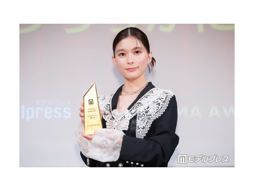 「モデルプレスベストドラマアワード」主演女優部門1位を受賞した芳根京子（C）モデルプレス