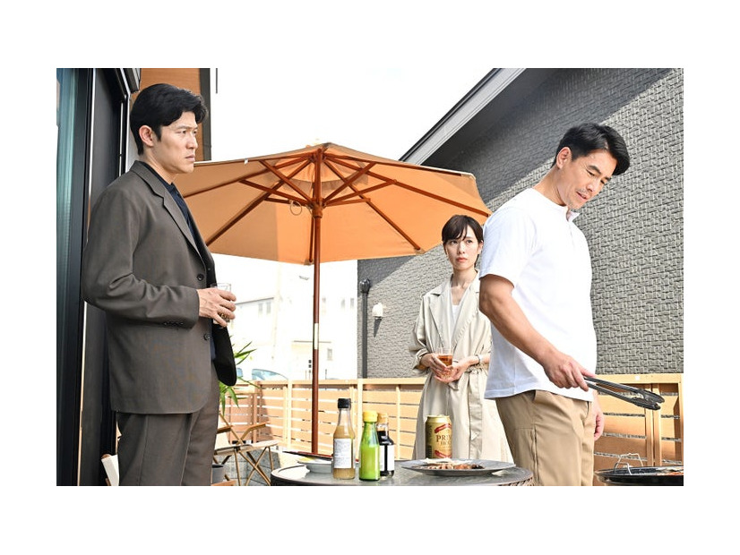 鈴木亮平、戸田恵梨香、伊藤英明「リブート」第9話（C）TBS