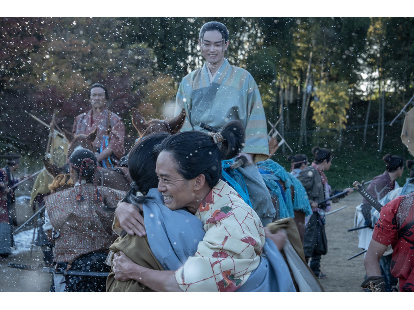 嫁いでも、兄が忘れられないお市の方。一方、「潔く死んで満足するのは侍だけだ」小一郎の言葉が突きつけた現実は【NHK大河『豊臣兄弟！』11話】