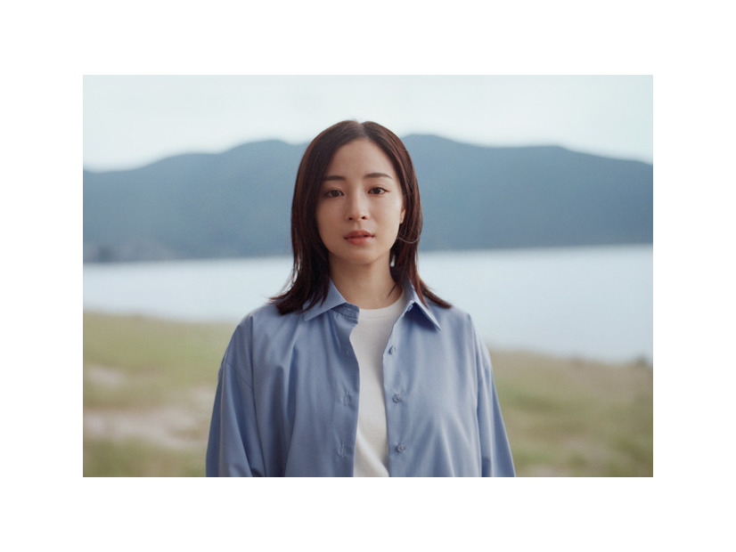 『存在のすべてを』2027「存在のすべてを」製作委員会　塩田武士／朝日新聞出版