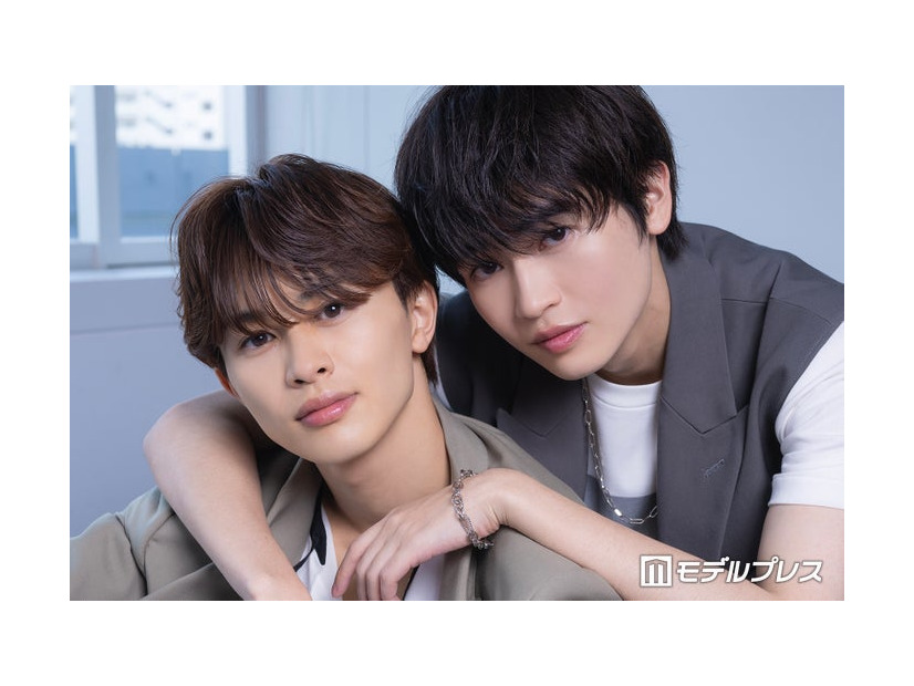 草川拓弥＆西垣匠（C）モデルプレス