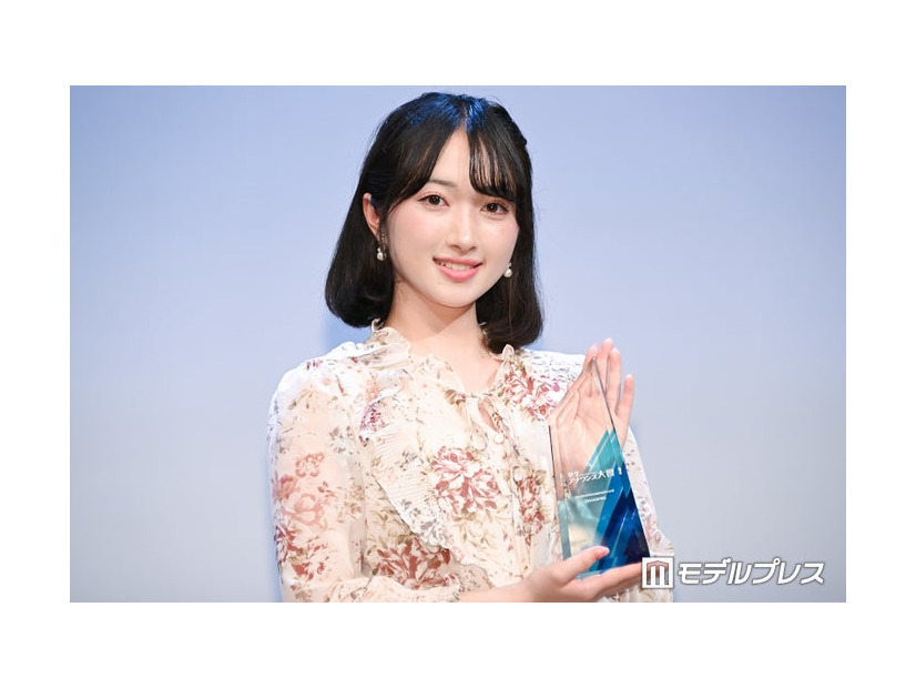 グランプリに輝いた佐塚こころさん（C）モデルプレス