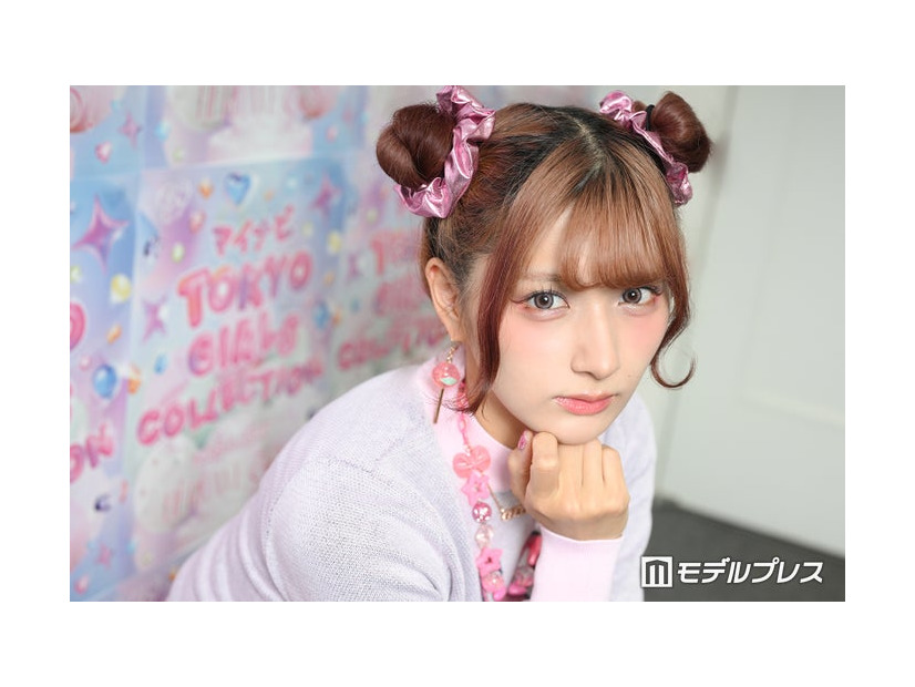 しなこ（C）モデルプレス