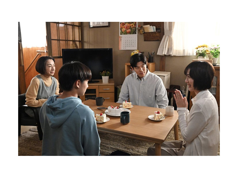 原田美枝子、大西利空、鈴木亮平、戸田恵梨香「リブート」最終話（C）TBS