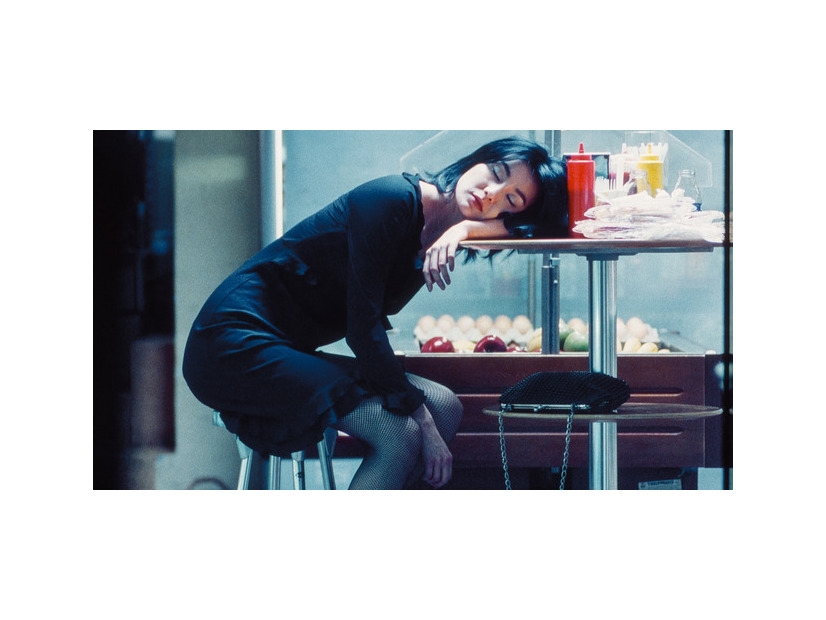 『花様年華 25周年特別版』© 2000-2001 BLOCK 2 PICTURES INC. © 2019 JET TONE CONTENTS INC. ALL RIGHTS RESERVED