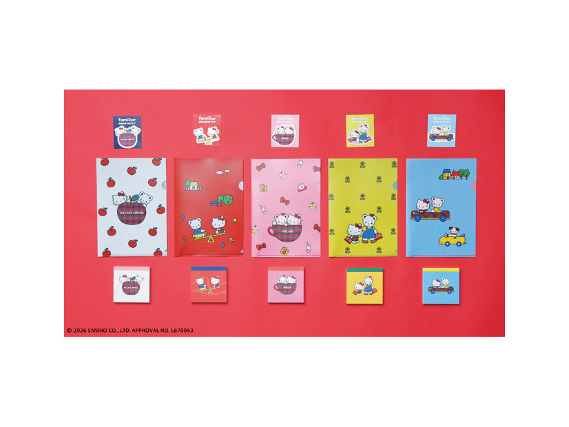 ステッカー 550円／クリアファイル 660円／メモ帳 880円 ※税込