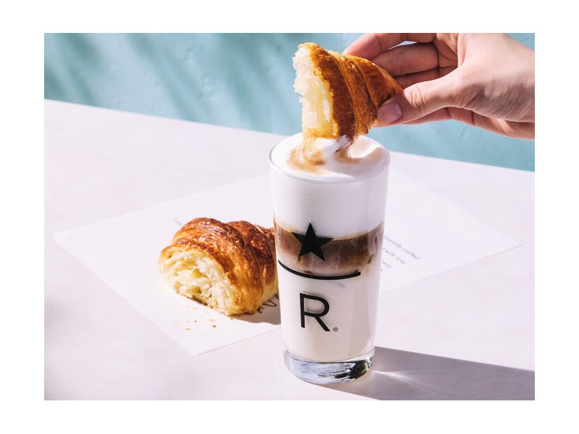 コールドクラシックムースバニラマキアート（提供写真）