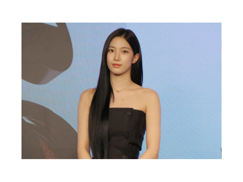 LE SSERAFIM・KAZUHAが語る“カメラ映え”メイクの秘訣「普段のスキンケアを大切に」