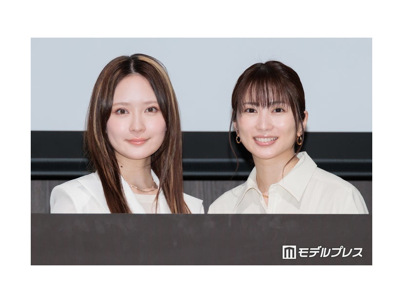 ドラマ「エラー」制作発表会見に出席した畑芽育、志田未来（C）モデルプレス